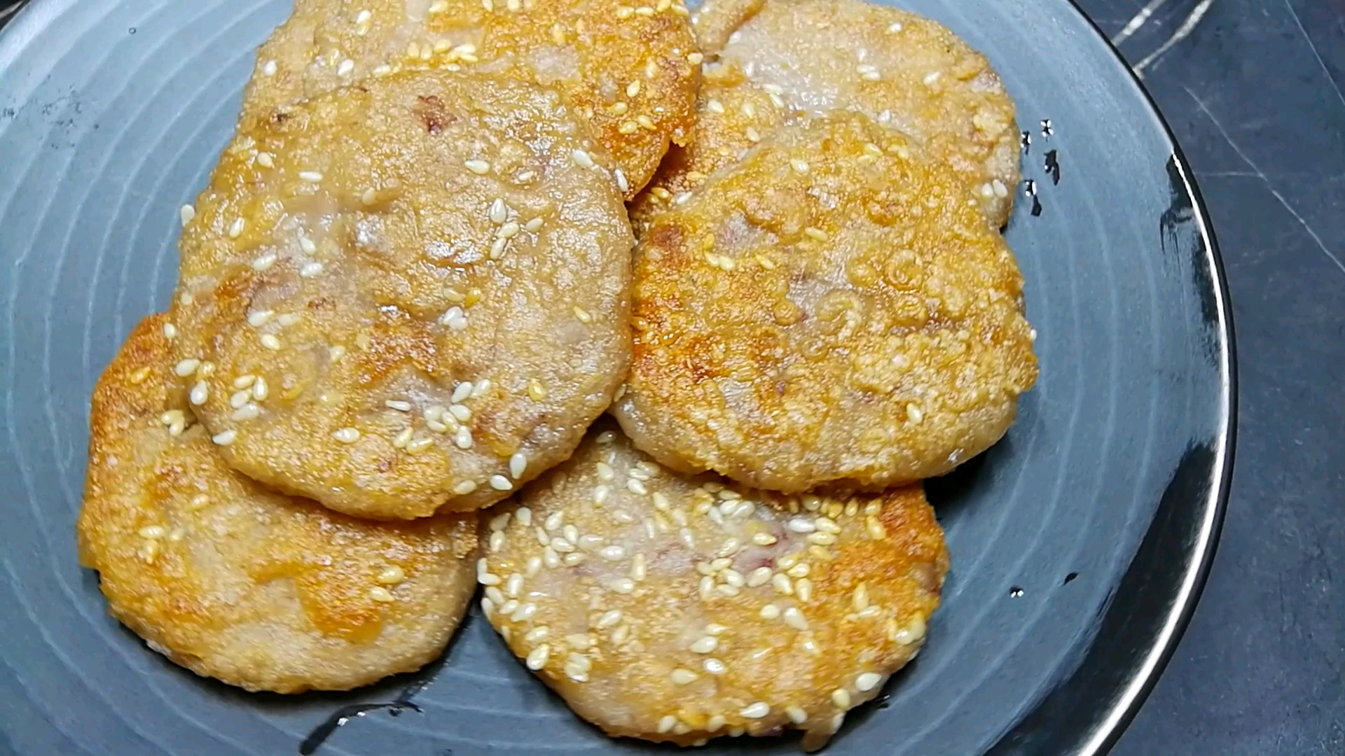 香煎芋头饼,口口都香,一周吃三次早餐夜宵都是它