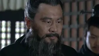 耿纪起兵刺杀曹操，曹丕拼死护驾却被猜疑!