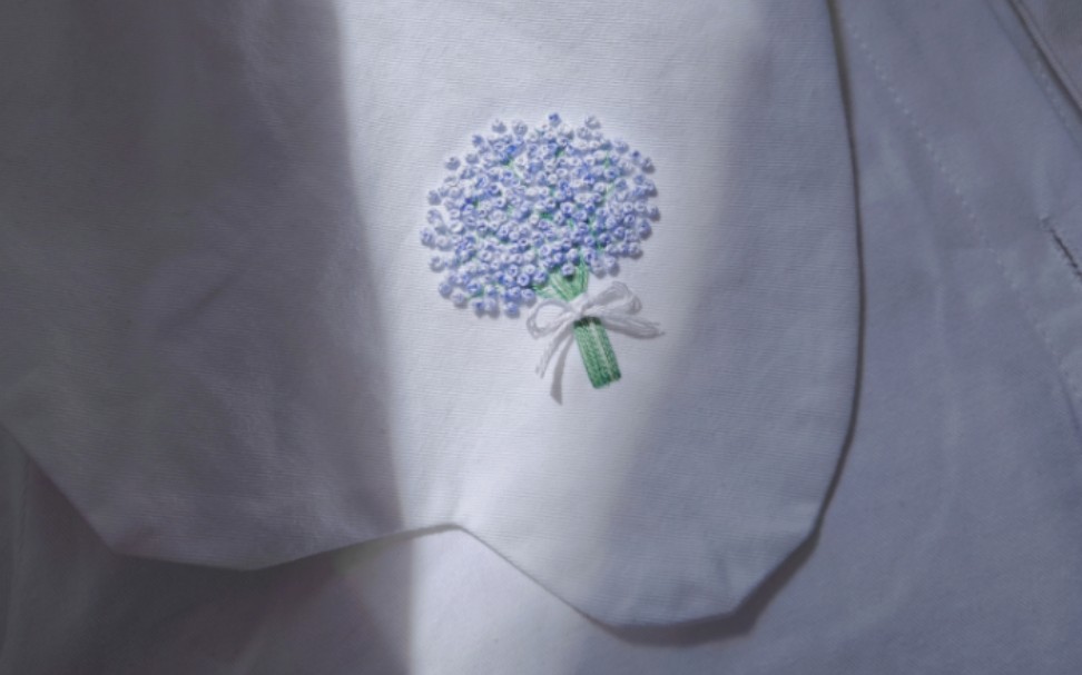 刺绣教程|领口夏日清凉感满天星花束呀