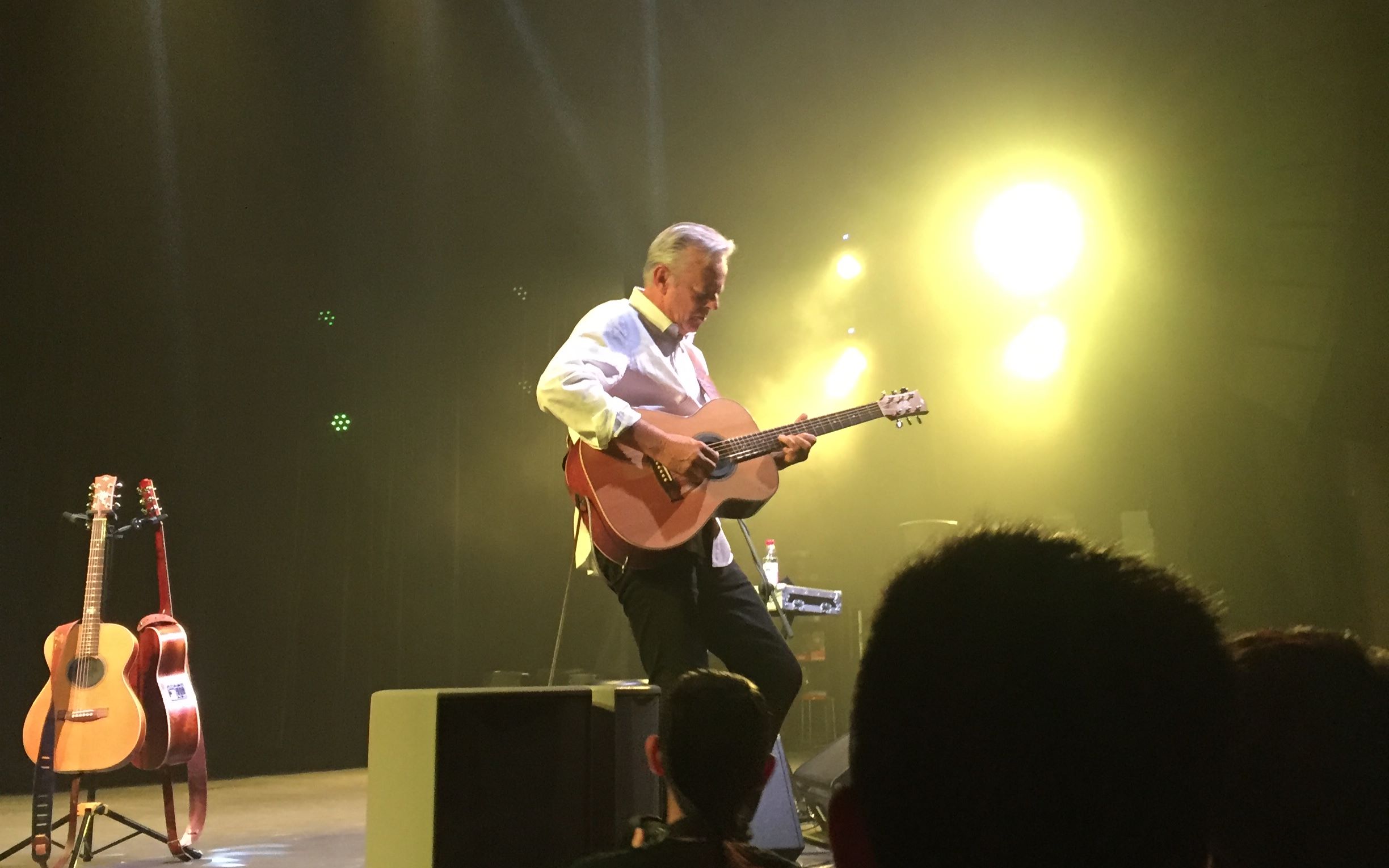tommy emmanuel2017.09.02上海摩登天空演奏会——激情敲击