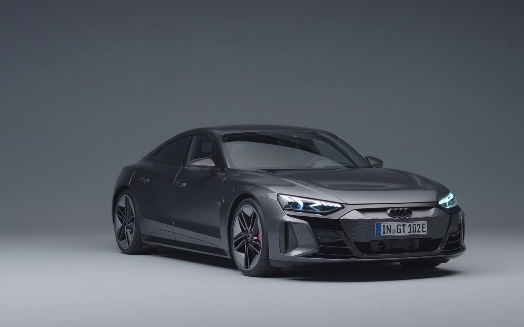 奥迪新能源车 rs etron gt 一个真正的特斯拉对手