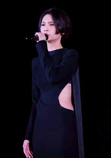 杨丞琳翻唱周杰伦的《搁浅》永远相信杨丞琳的翻唱!太好听了!