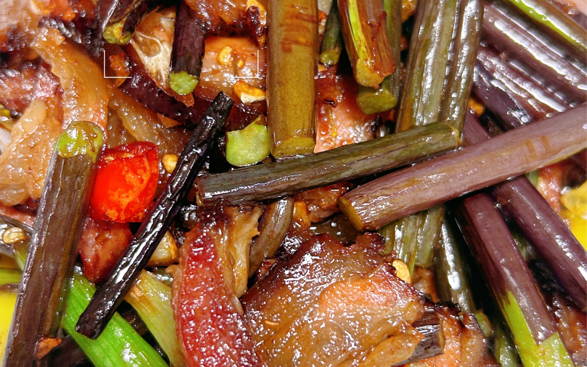 干蕨菜炒腊肉做法图片