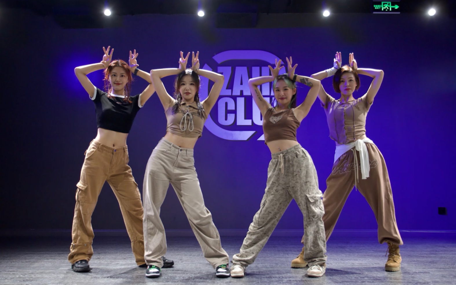 嘉禾舞社zahaclub双双课堂翻跳《nabillera》- 泫雅