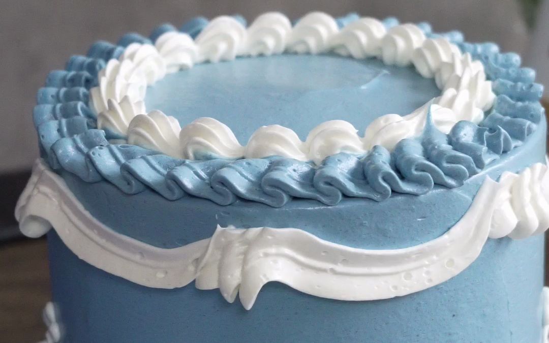 3个裱花嘴做出蓝白色复古蛋糕,一看就会