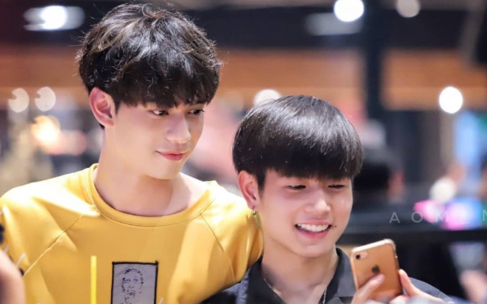 kaownah敏成和小老虎媳妇turbo一起参加party这个弹