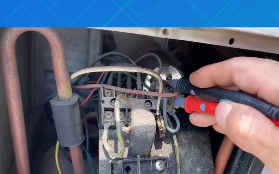 大金变频空调柜机开机显示u4这个要如何解决