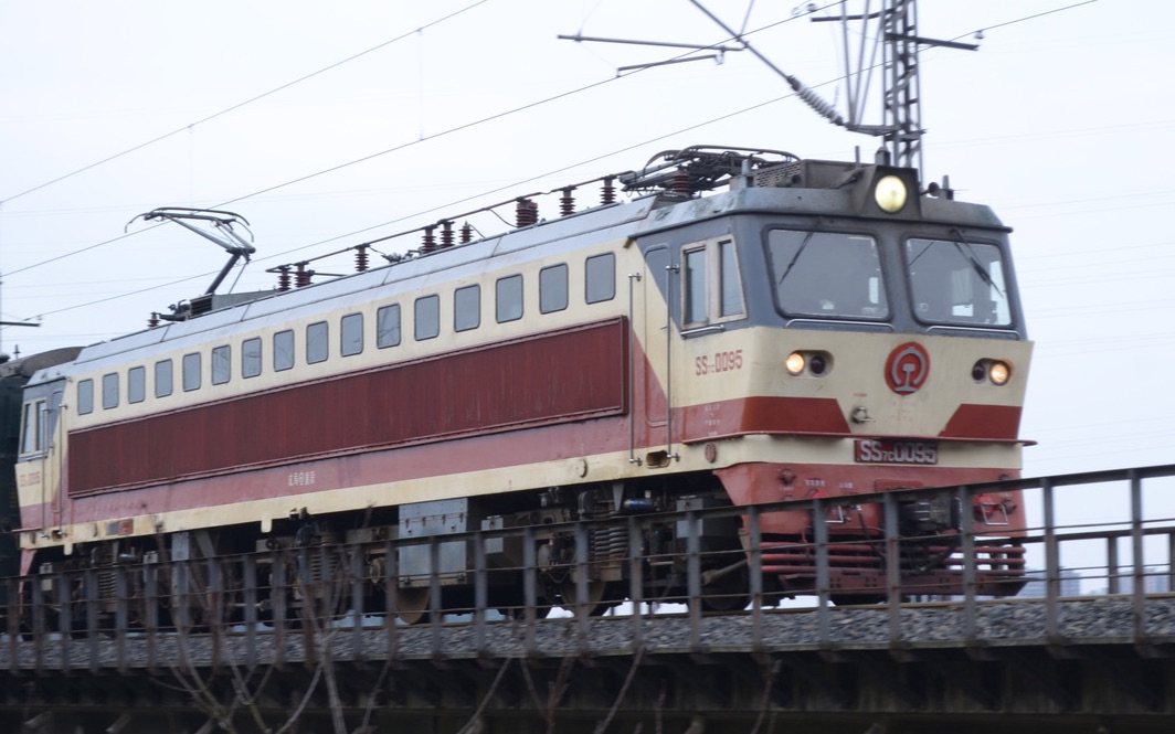 【中国铁路】原色时代61襄渝线61主力客运机车韶山7c61合集