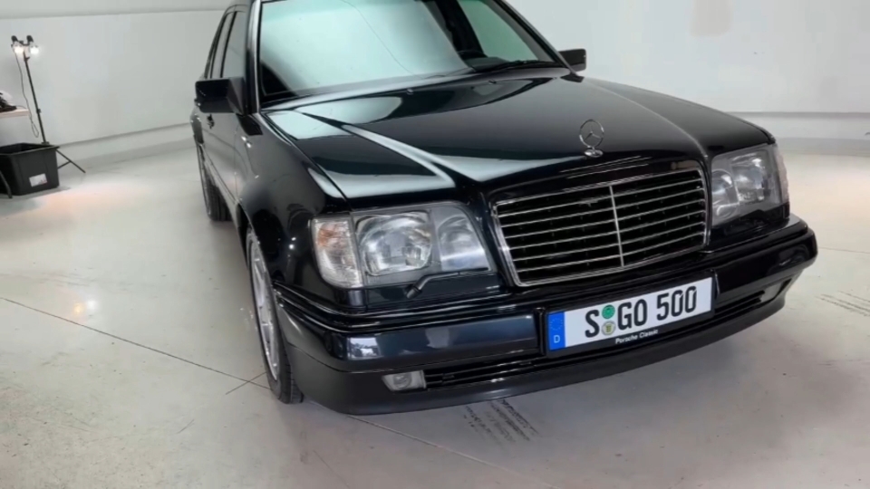 i am detailing 细节修复w124奔驰e500