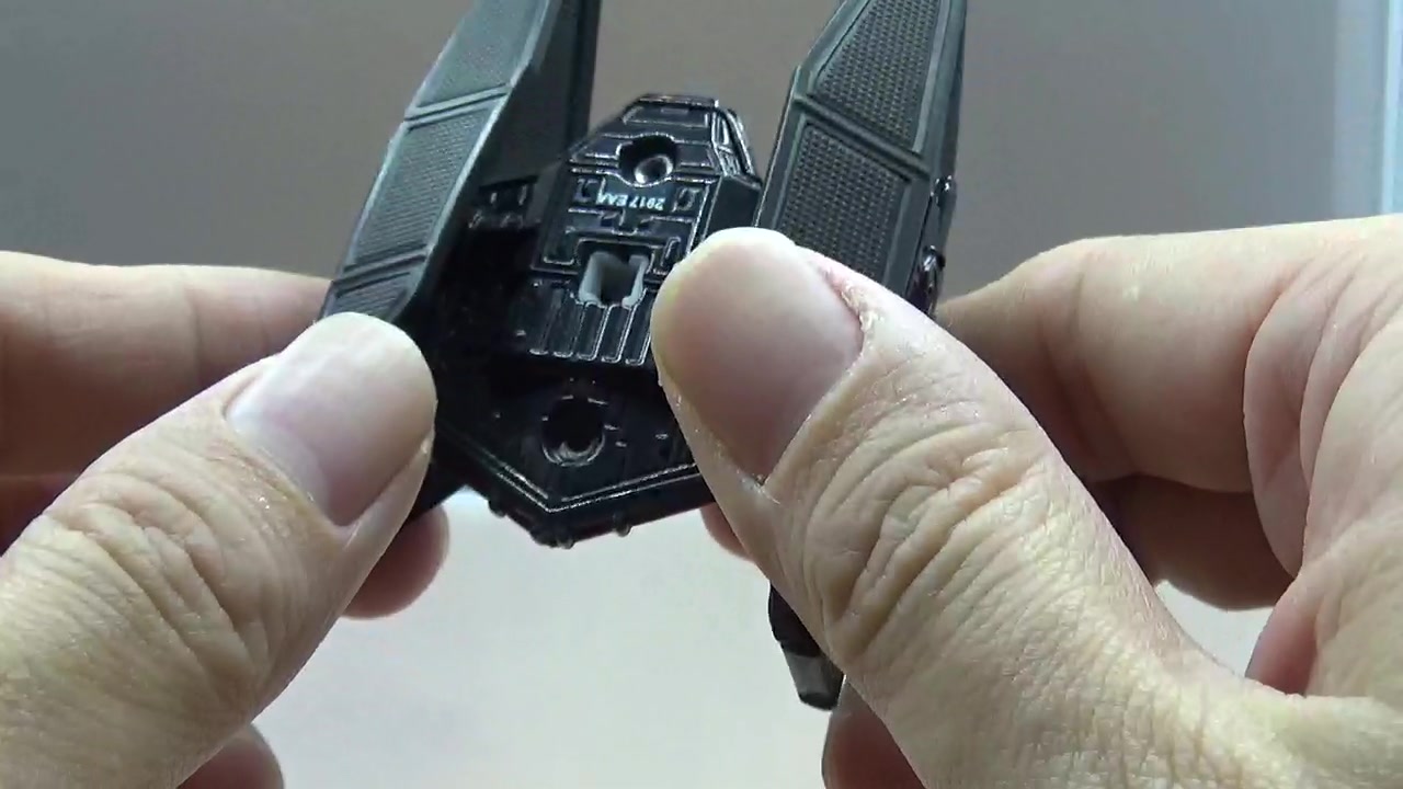 凯洛伦钛战机测评_哔哩哔哩 (゜-゜)つロ 干杯~-bilibili