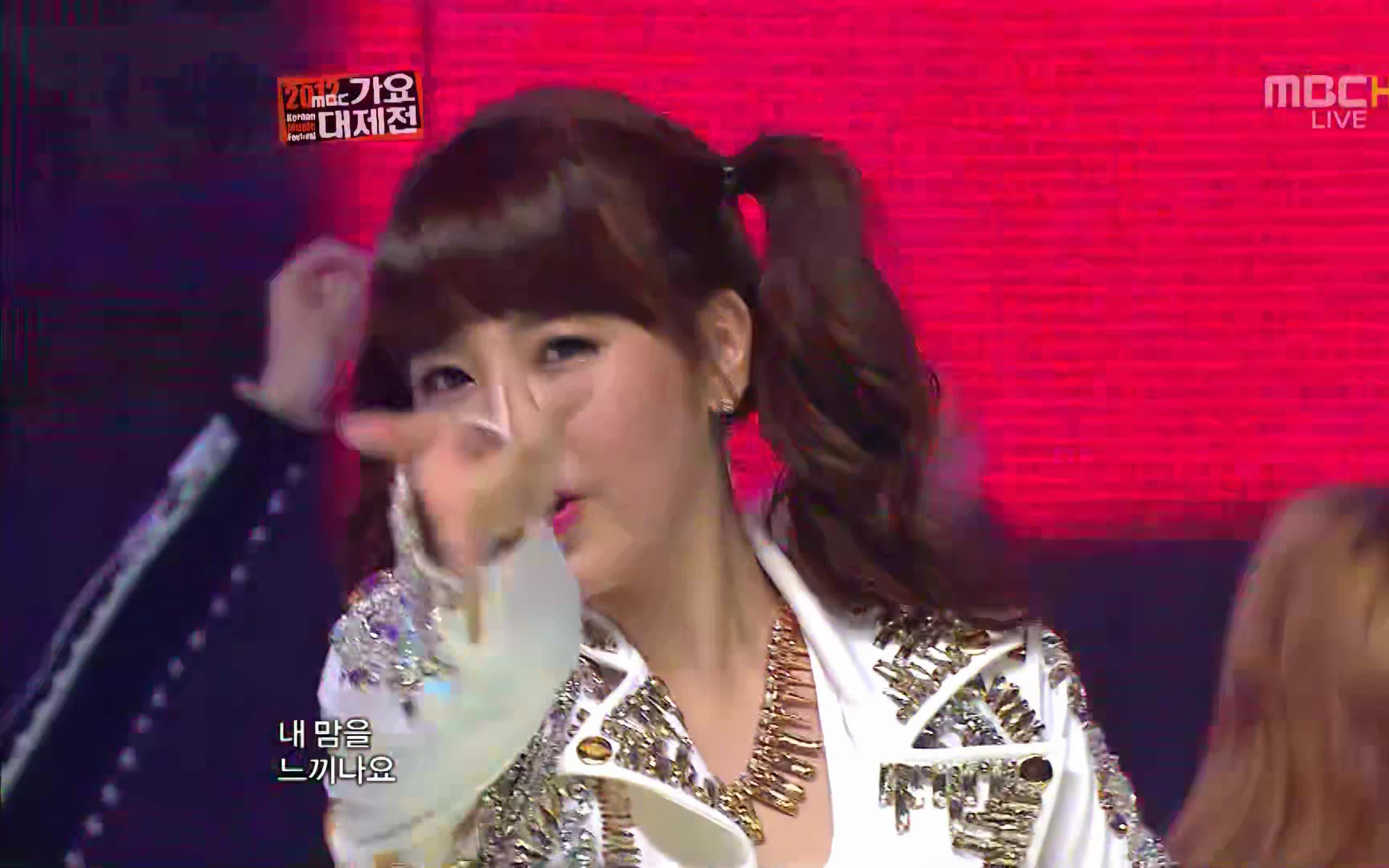 [图]【AI修复】T-ARA - Sexy Love(remix)+Lovey Dovey（121231-(19.4.C11)-MBC-Music Festival）