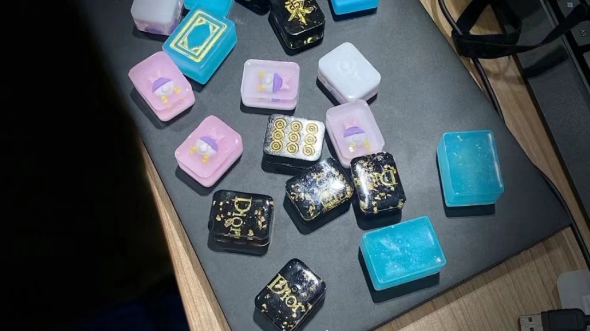 不知不觉已经做了这么多了#卡速特滴胶#diy麻将