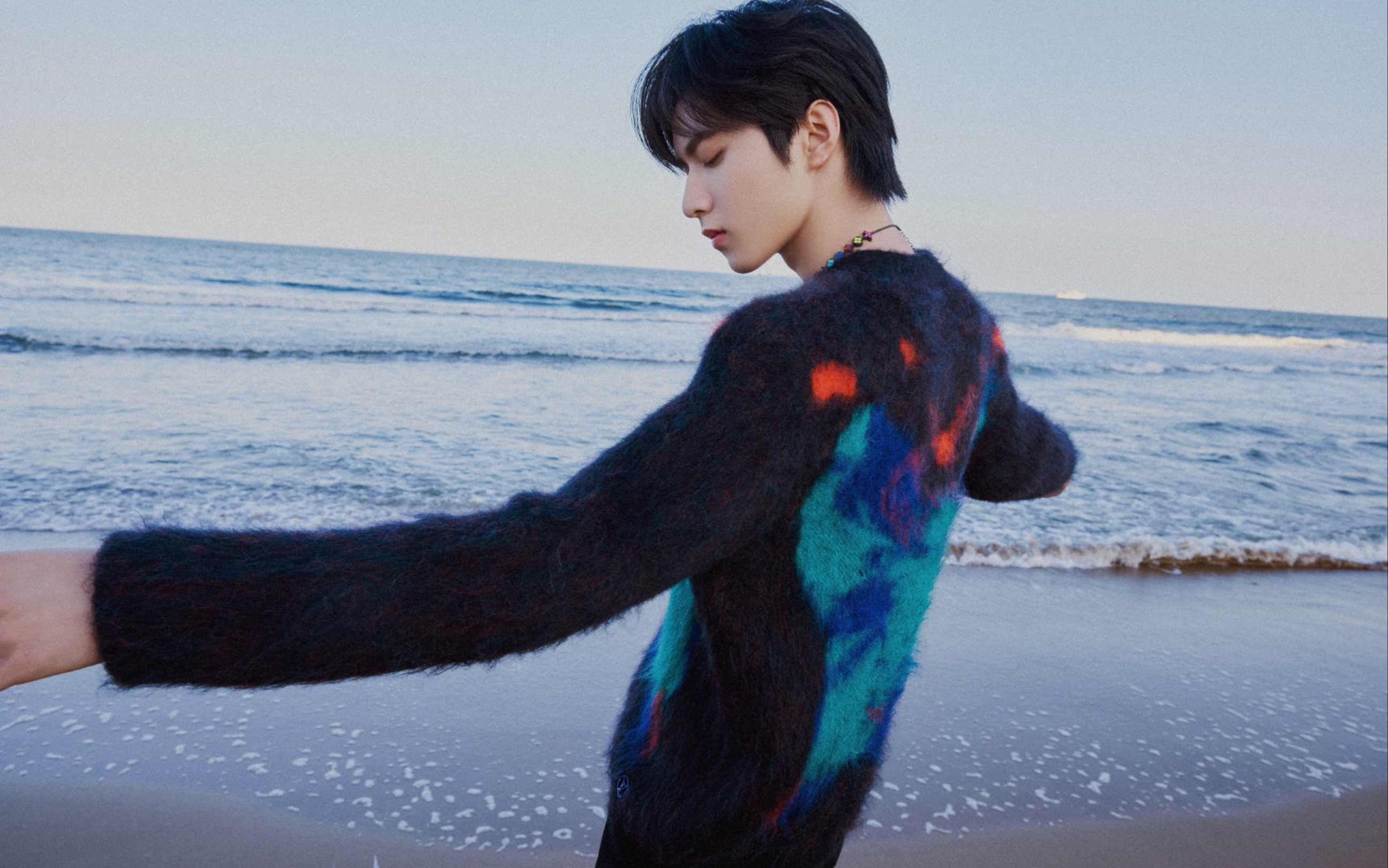 【marj碎碎念】刘耀文lv阿那亚男装大秀_哔哩哔哩_bilibili