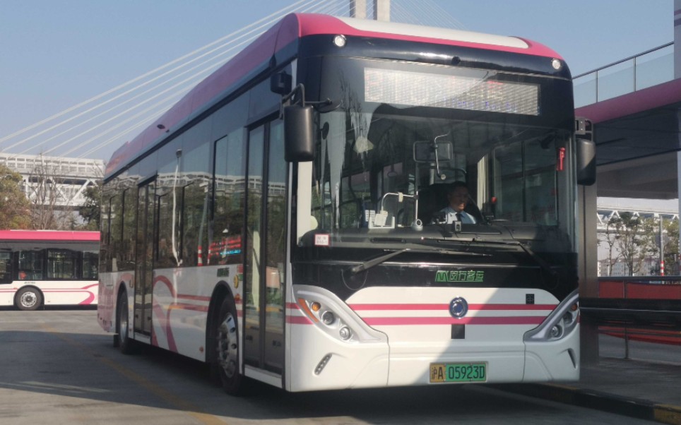 活动作品新车体验上海公交816路申龙新车体验