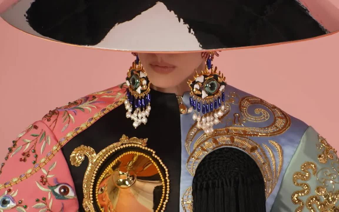 schiaparelli法国品牌夏帕瑞丽2021秋冬时装周