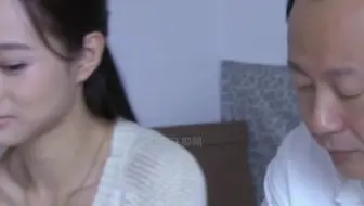 温柔的谎言，诱惑老师女孩假装斯文，欲擒故纵令男人无力拒绝