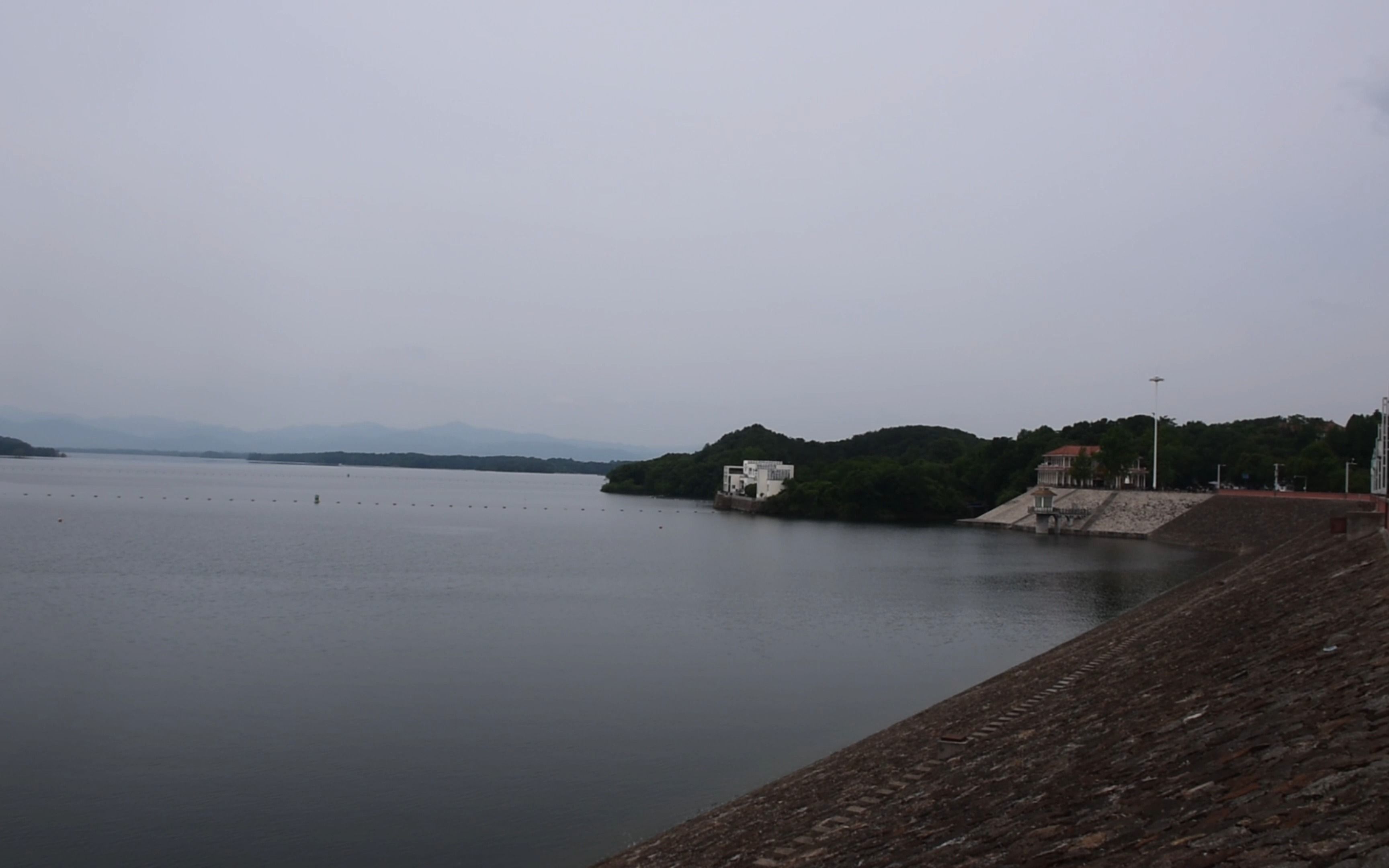 南湾湖大坝