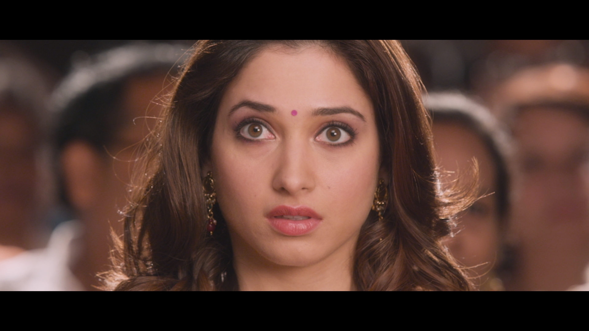 sona sona (from "vasuvum saravananum onna padichavanga") - 群星