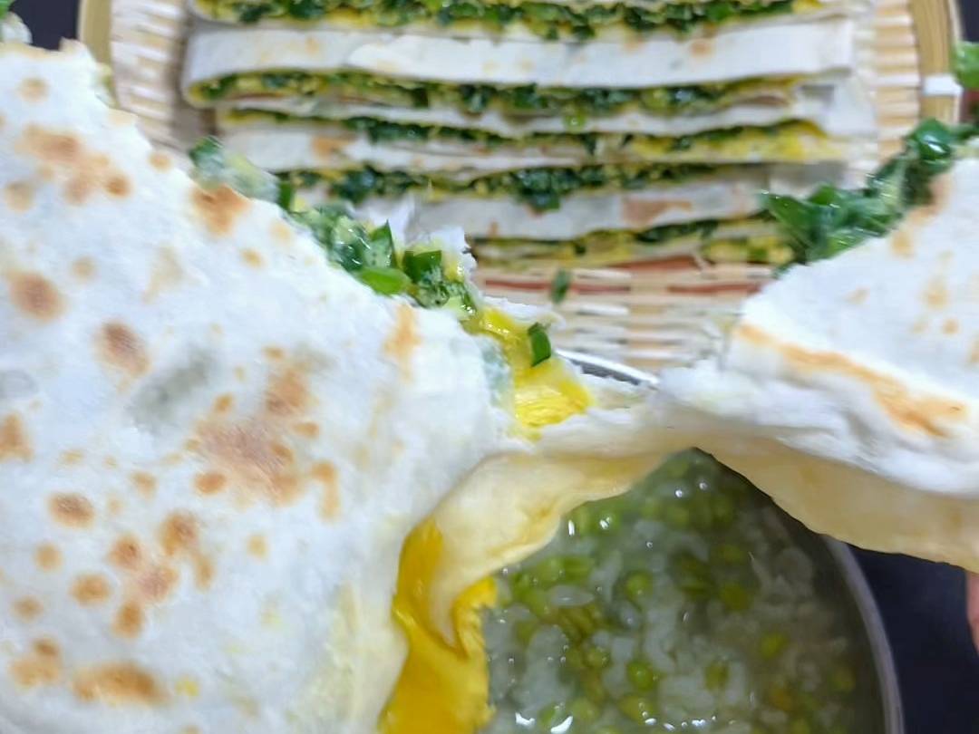 可惜你不是安徽阜阳人,又怎么会知道我们这的老式韭菜盒子有多好吃