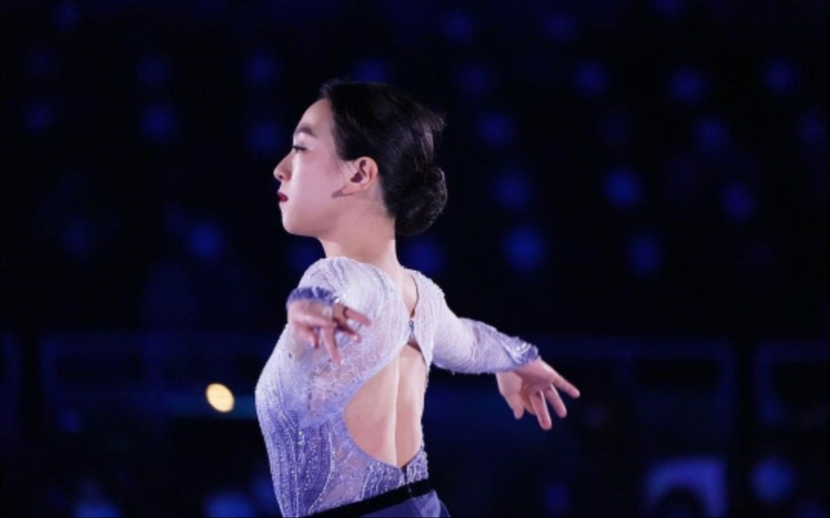 【4k】【花样滑冰】【浅田真央】猫的冰演「beyond」训练版,天鹅绝美