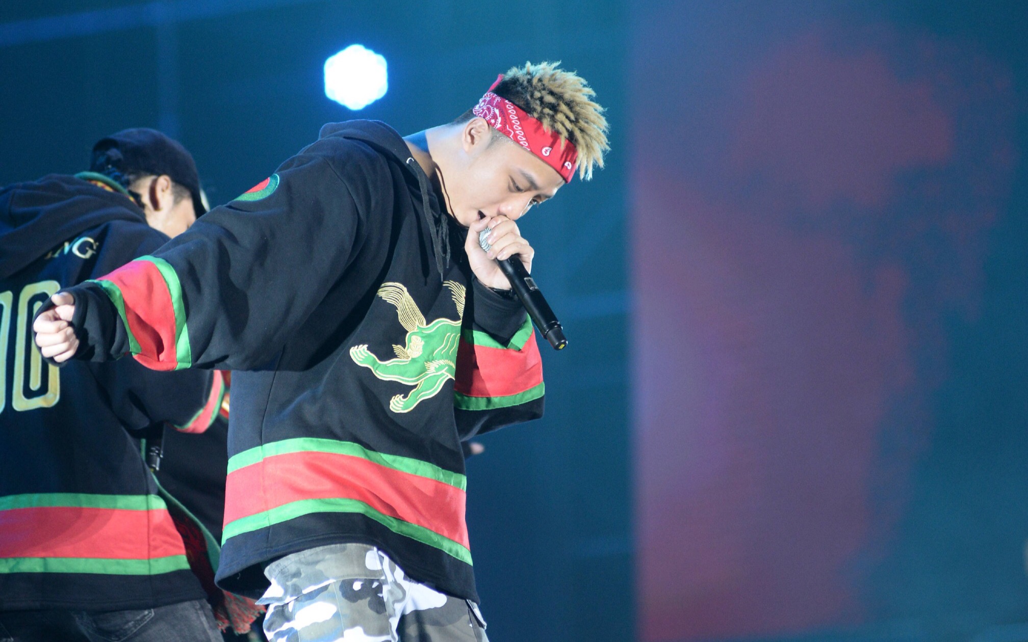 【王齐铭watchme】0728一个卡到爆的直播的一部分