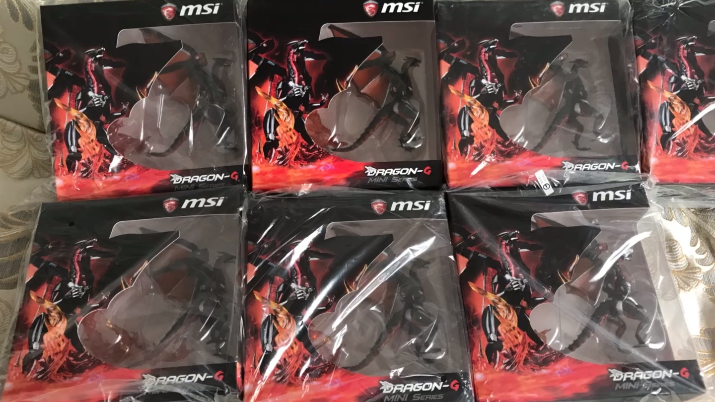 微星笔记本电脑红龙手办 玩具 日本手办 红龙模型