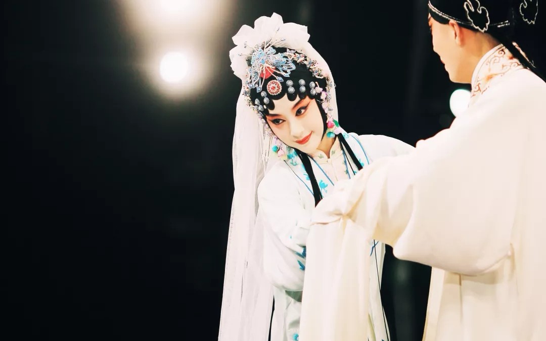 【昆曲】《牡丹亭 幽媾》五韵美 黑麻令 单雯_哔哩哔哩 (゜-゜)つロ