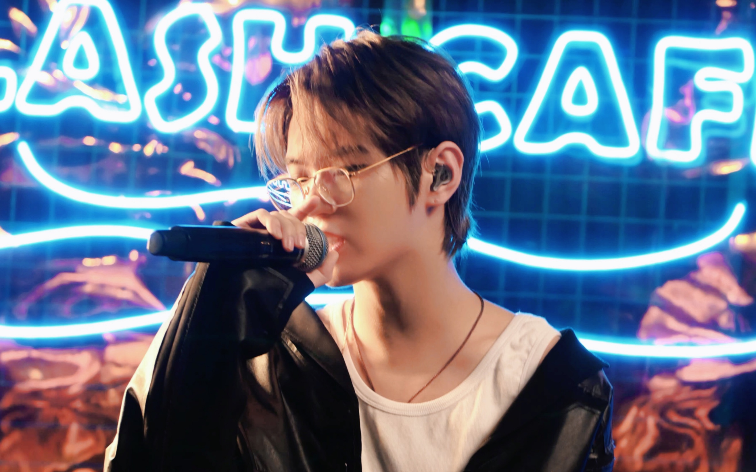 【李希侃】21.11.14 闪电咖啡馆全开麦《敏感》舞台 直拍