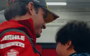 Download Video: 【Carlos Sainz/Yuki Tsunoda】入侵者警告⚠️🚨55拦截角田桑！😂｜F1 比利时斯帕大奖赛 2023🇧🇪