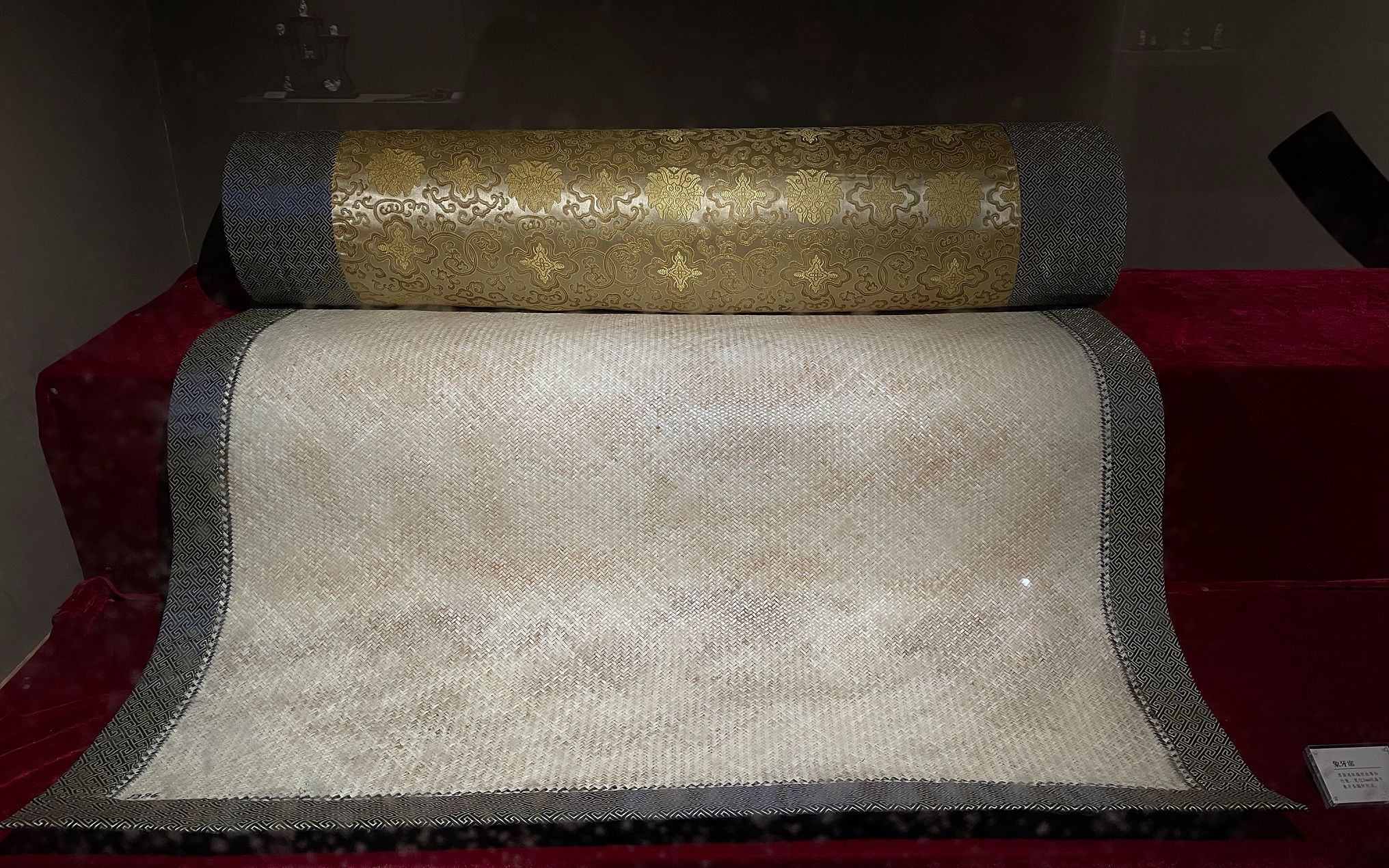 象牙凉席 有钱人是缺买一台空气的钱才这么穷奢极欲吗_哔哩哔哩_bili