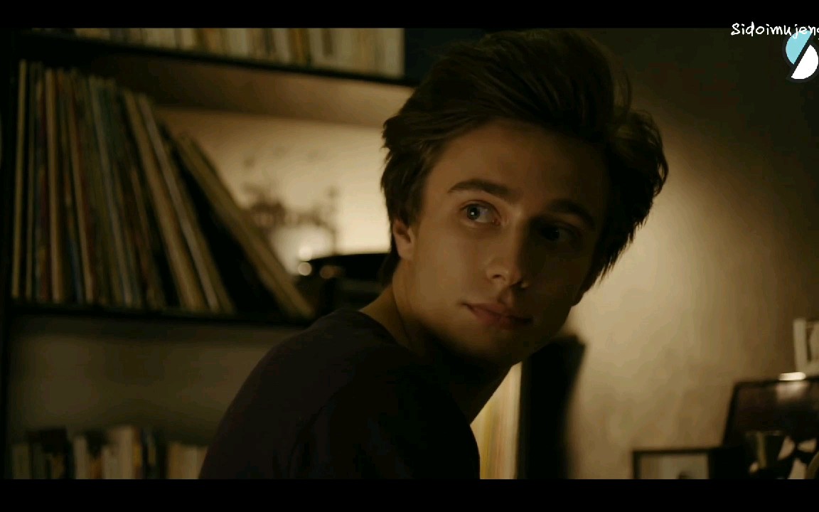 【法版skam/s3】片段 lucas给eliott弹北极星短片的bgm_哔哩哔哩 (゜