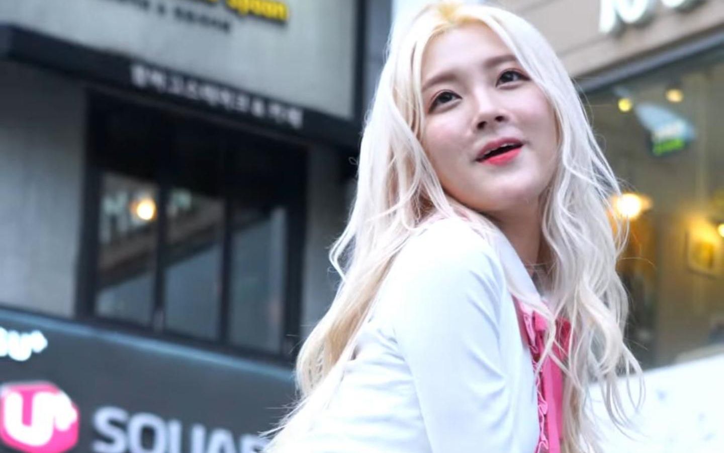 韩国女团saturday(彩媛)《red flavor》-red velvet饭拍180712