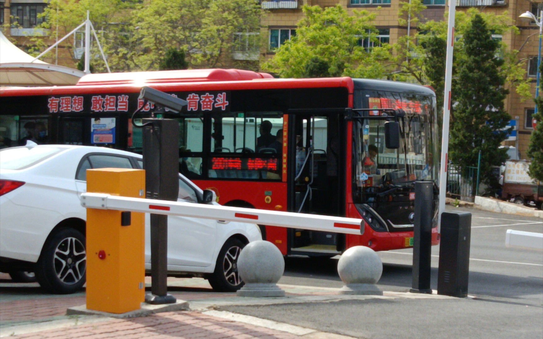 (pov12)大连公交2001路 保税区南门—大连火车站(开发区—大连)全程