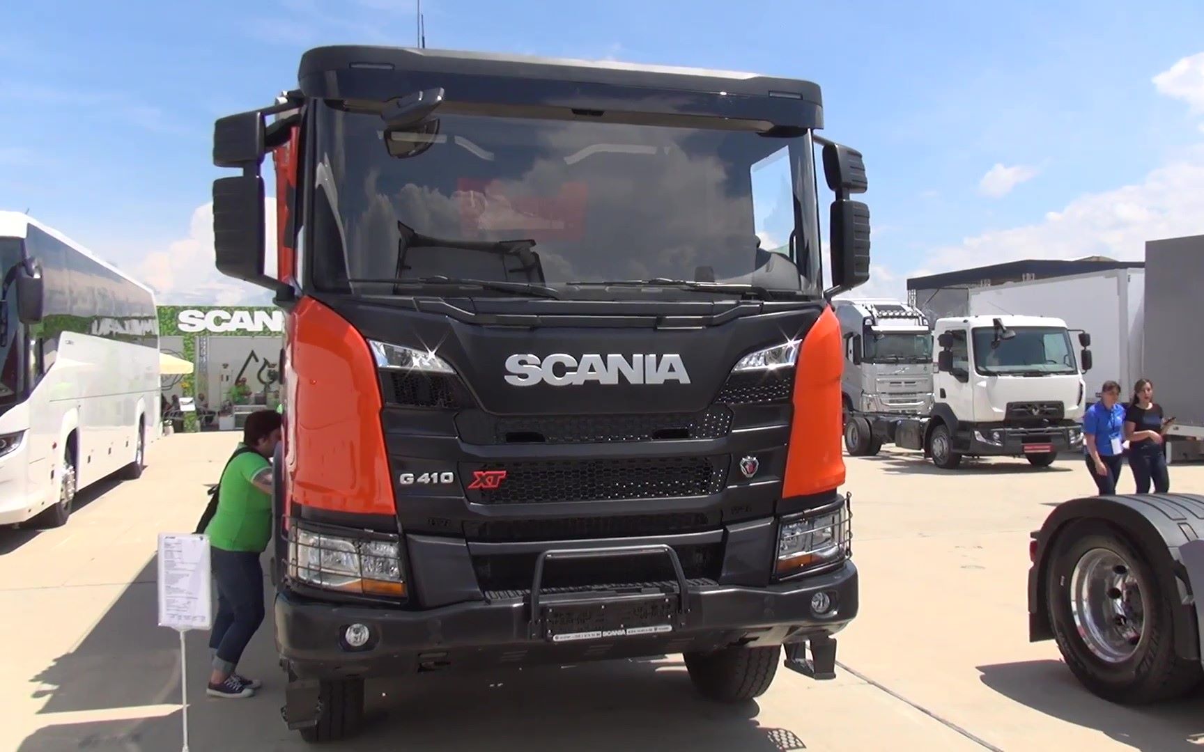 斯堪尼亚g410 xt 8*4 cng自卸车静态欣赏