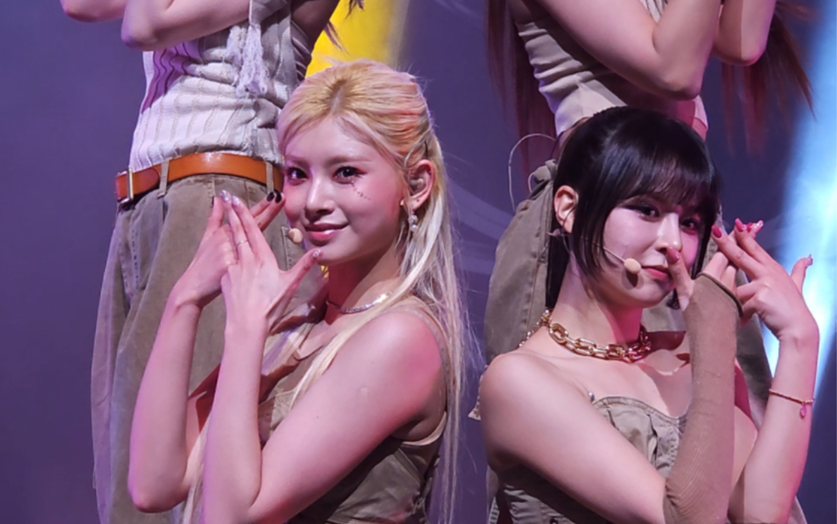 【everglow】北美军训现场!全场合唱girls all over the world!