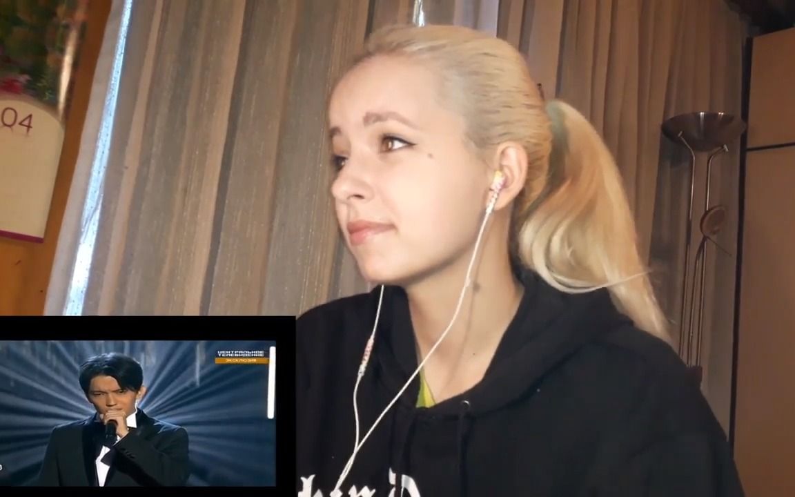 [图]【疲惫的天鹅之恋--俄罗斯金发女】Reacting to Dimash Kudaibergen - The Love of Tired Swans