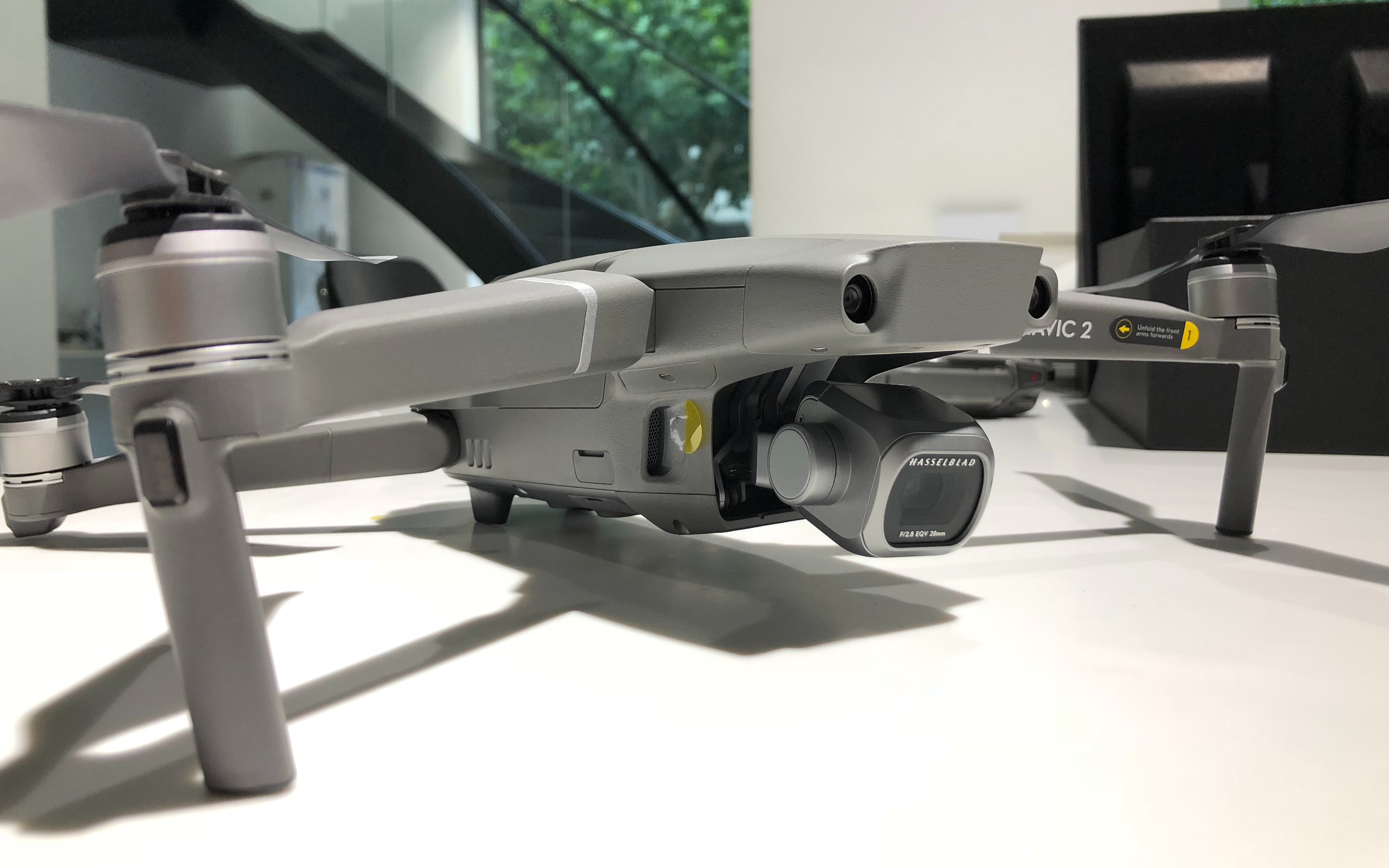 年轻人的第一台哈苏相机 | 大疆mavic 2 pro开箱_哔哩哔哩 (゜-゜)つ