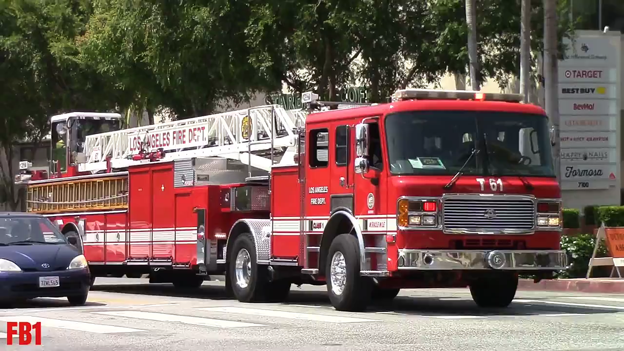 洛杉磯市消防局lafd61號雲梯車緊急響應