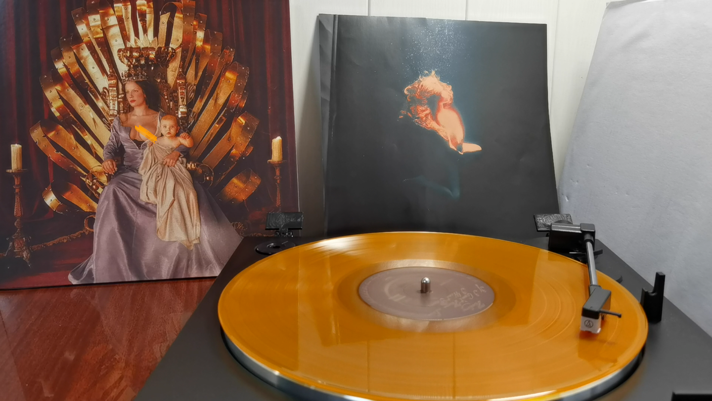 [图]【黑胶试听】Halsey - Easier than Lying /If I Can't Have Love, I Want Power橙胶专辑试听 1lp