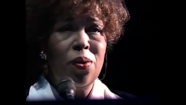 [图]Roberta Flack - Tonight I Celebrate My Love For You (live)