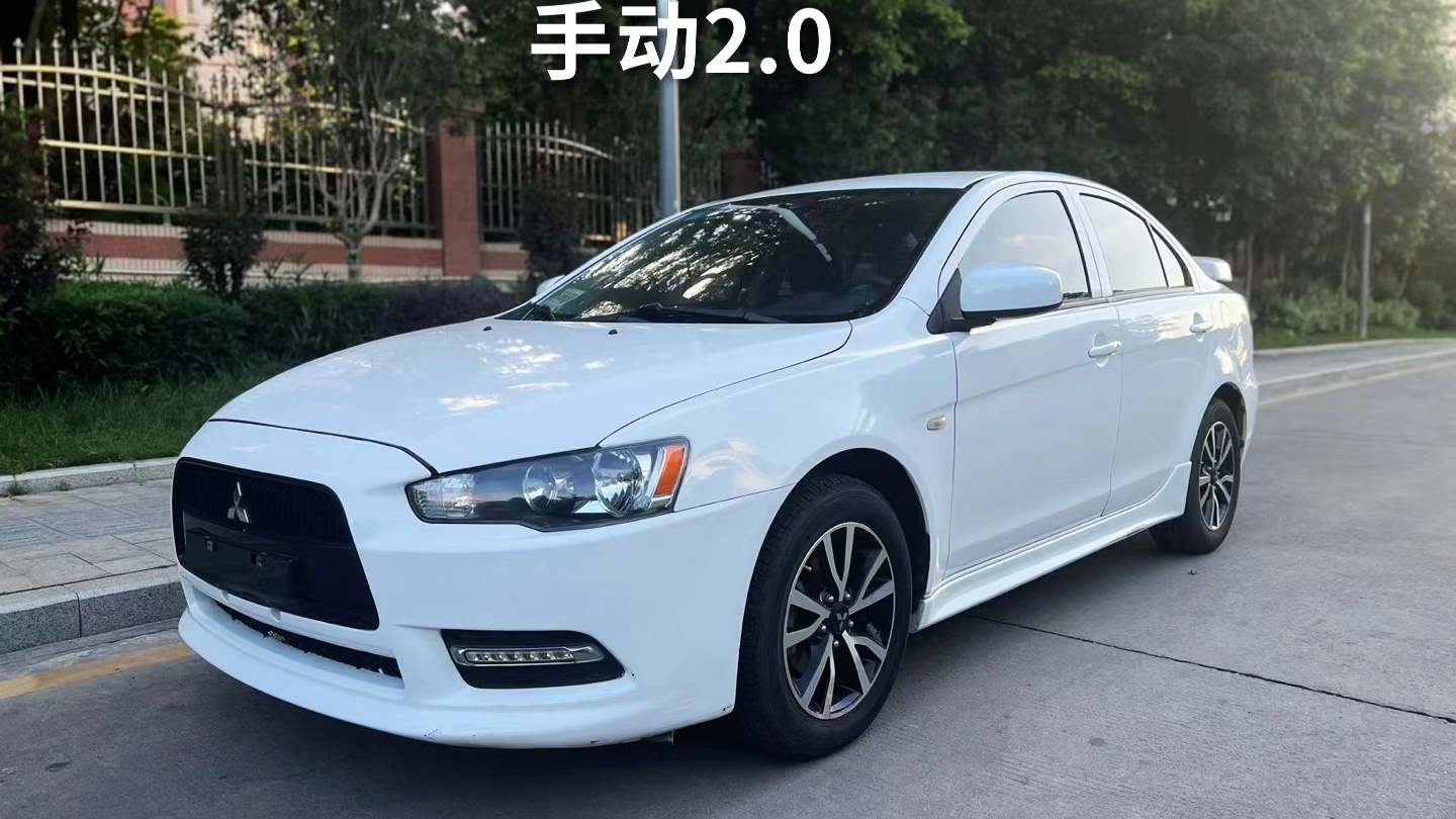 14年12月三菱翼神手动2.0 深圳一手3万公里精品车况 支持分期