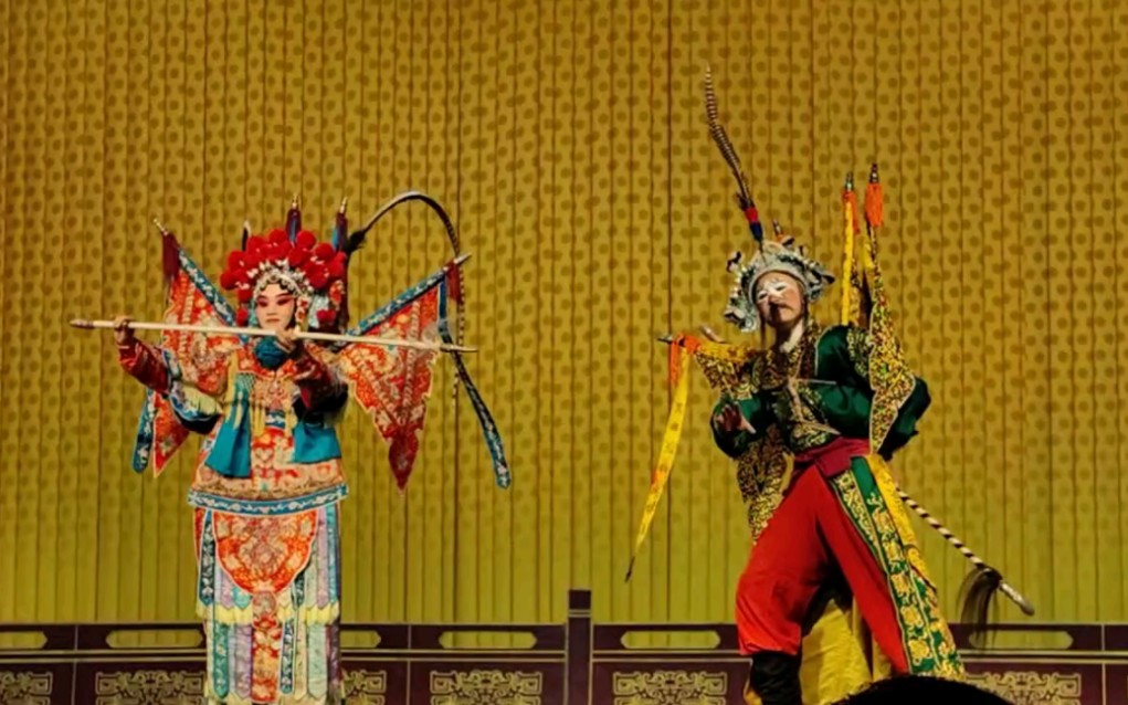 京剧《女杀四门》武戏片段集萃,北戏中职毕业生肖小芳朵饰刘金定,齐景