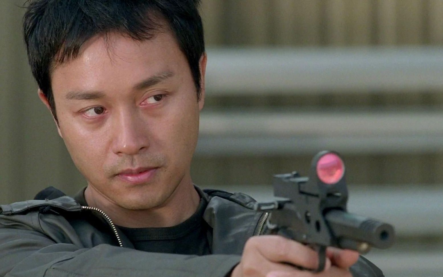 活动作品犯罪片枪王顶级射击手为何最后成为了狂魔暴走