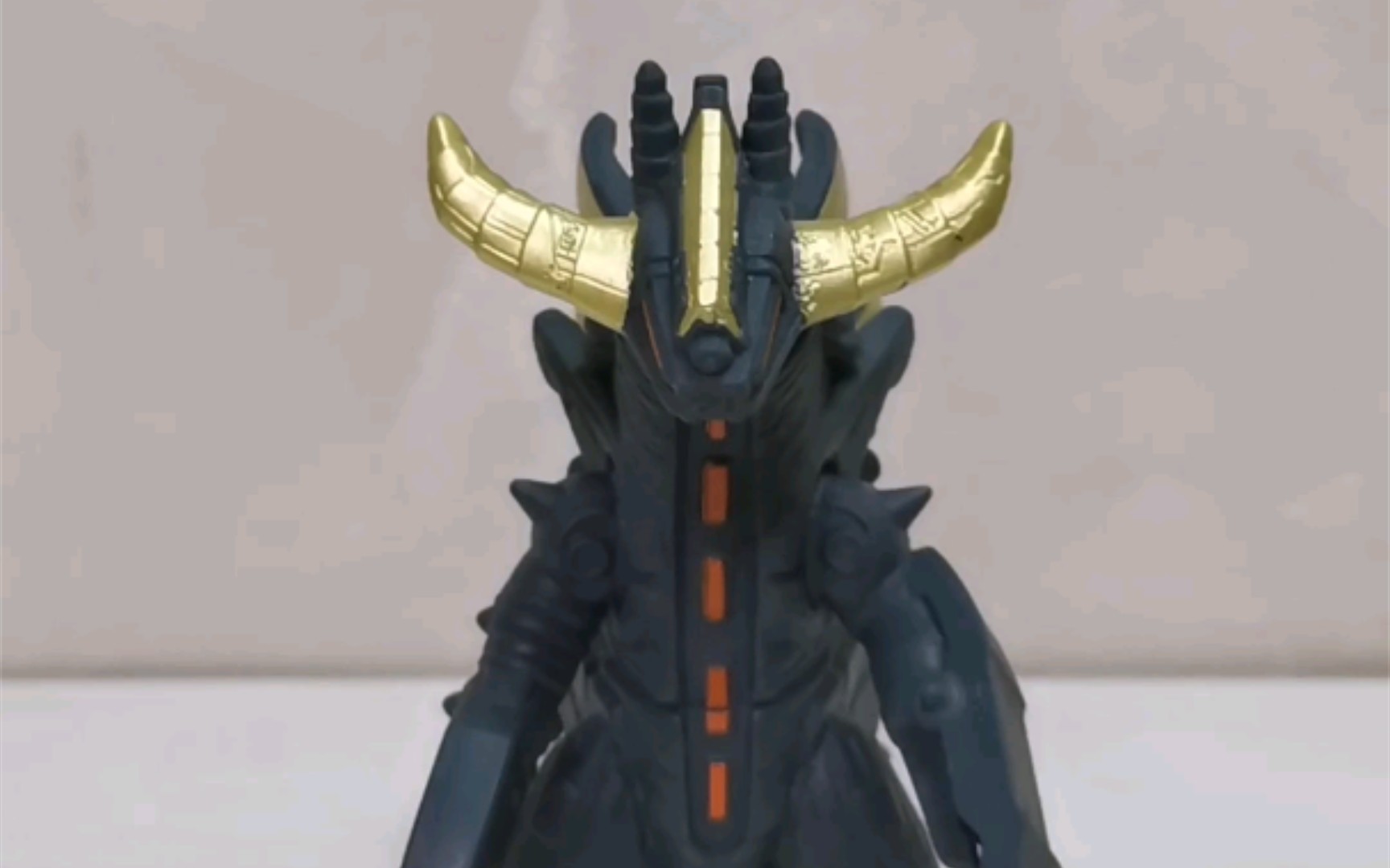 万代软胶古兰特王