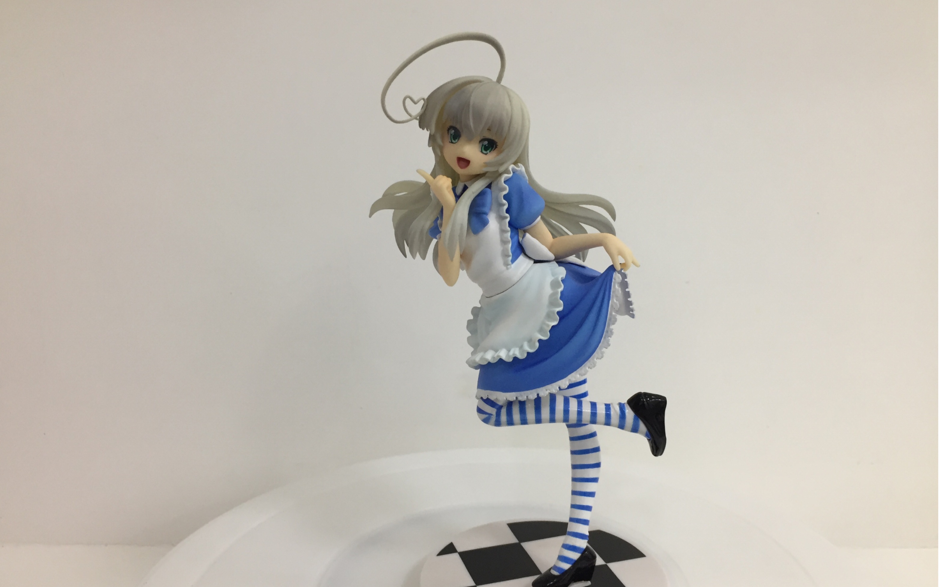 活动作品guttokuru蓝白女仆潜行吧奈亚子手办开箱