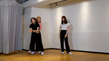 欅坂46  鈴本美諭サインボール 鈴本美諭/////-哔哩哔哩_Bilibili