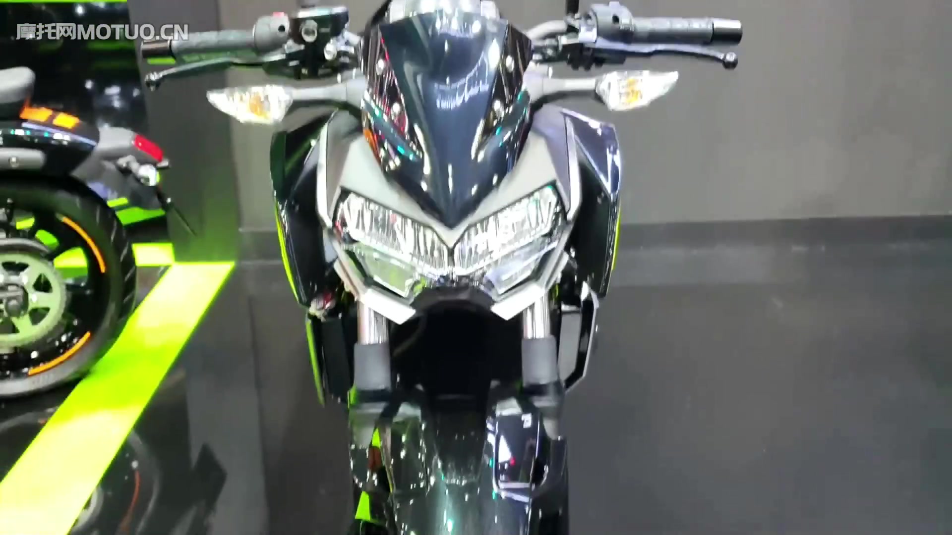 2020款川崎z400摩托车实拍,走线清晰