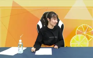 Download Video: 【切片中字】奈酱：与同性好友穿着同款衣服一起去迪士尼可能会被认为是情侣