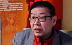 Video herunterladen: 北京人艺院长任鸣辞世 曾寄语青年演员“献身舞台而不是追名逐利”