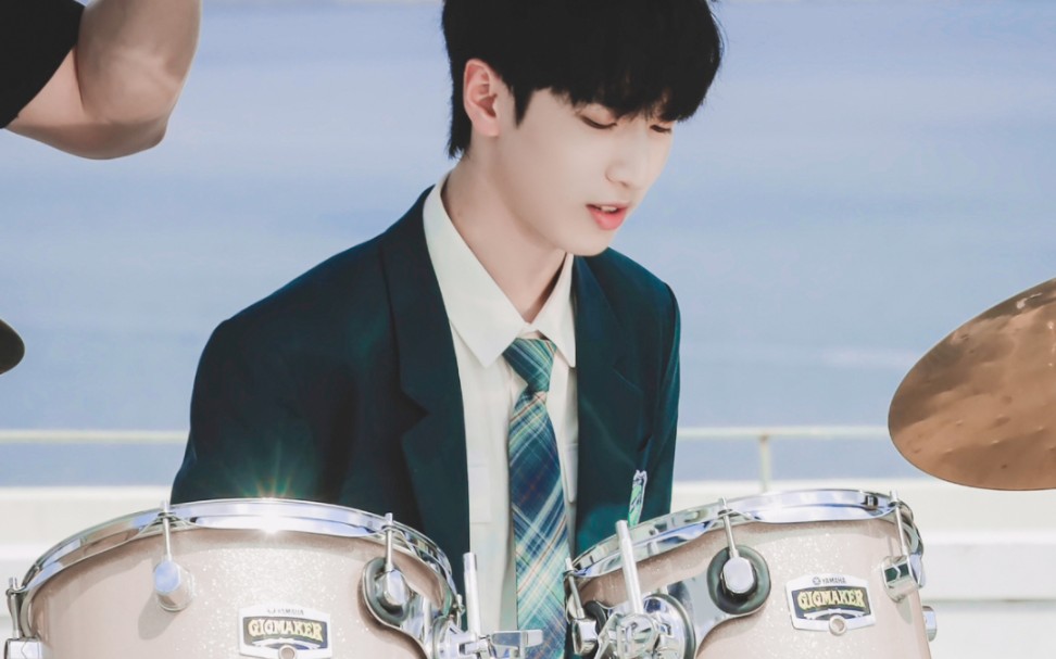 为严浩翔初恋脸狠狠心动活力四射 青春阳光的校园男神!真的又初恋了